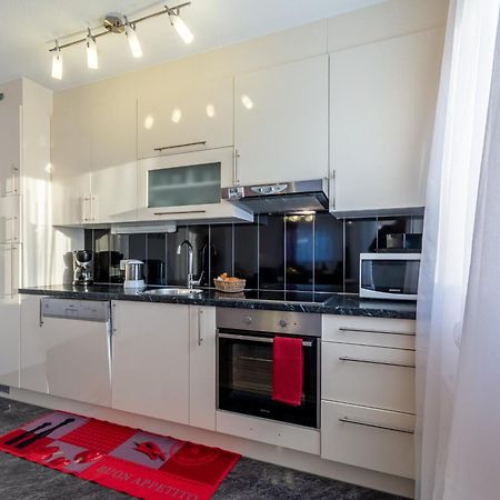 Family Friendly Apartments With A Swimming Pool Stanici, Omis - 18676 部屋 写真