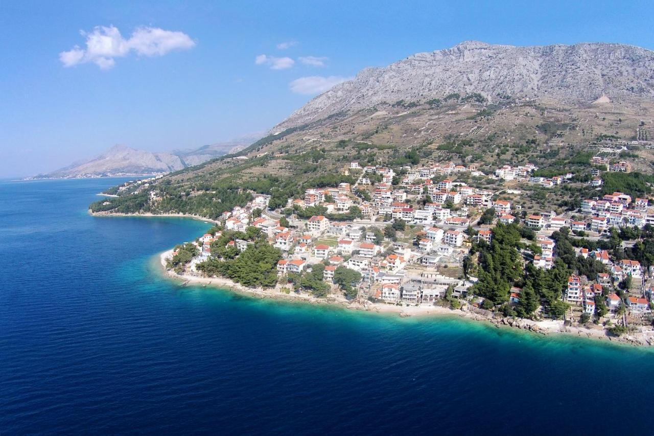 Family Friendly Apartments With A Swimming Pool Stanici, Omis - 18676 エクステリア 写真